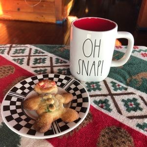 Brand new Rae Dunn “Oh Snap” Christmas mug